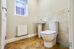 Photo 16- click for photo gallery